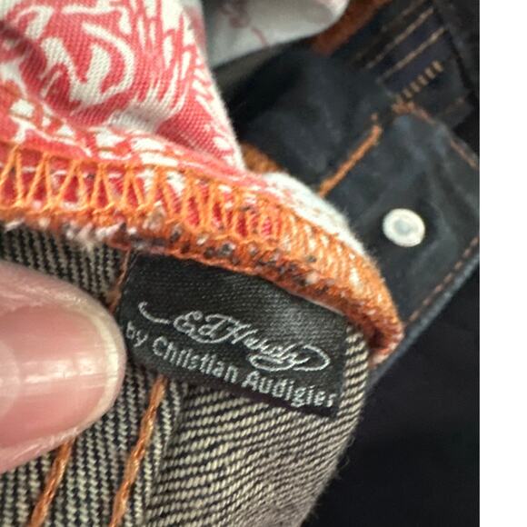 VTG 2010s Ed Hardy Embroidered Dark Denim Shorts - Picture 7 of 7